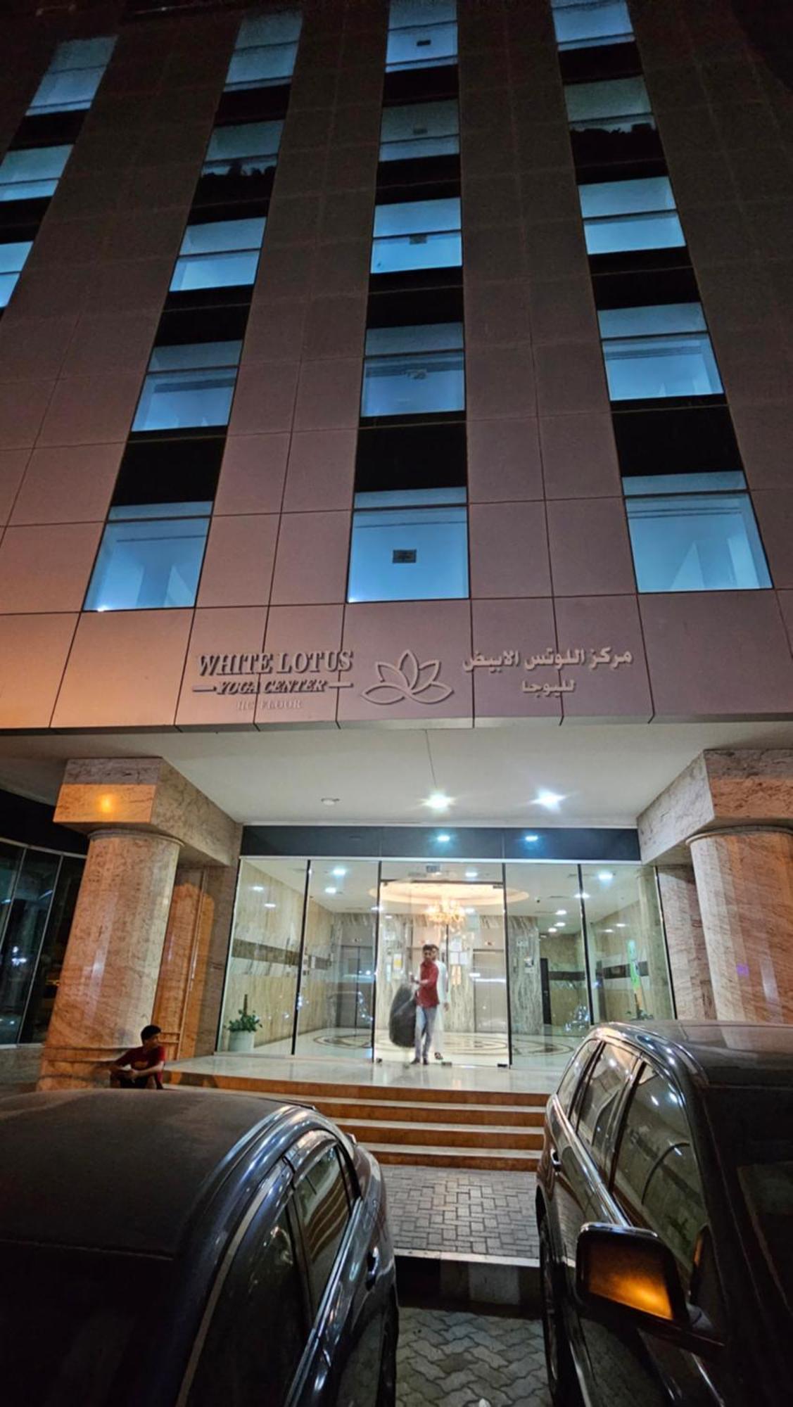Lavish Private Rooms Sardzsa Kültér fotó